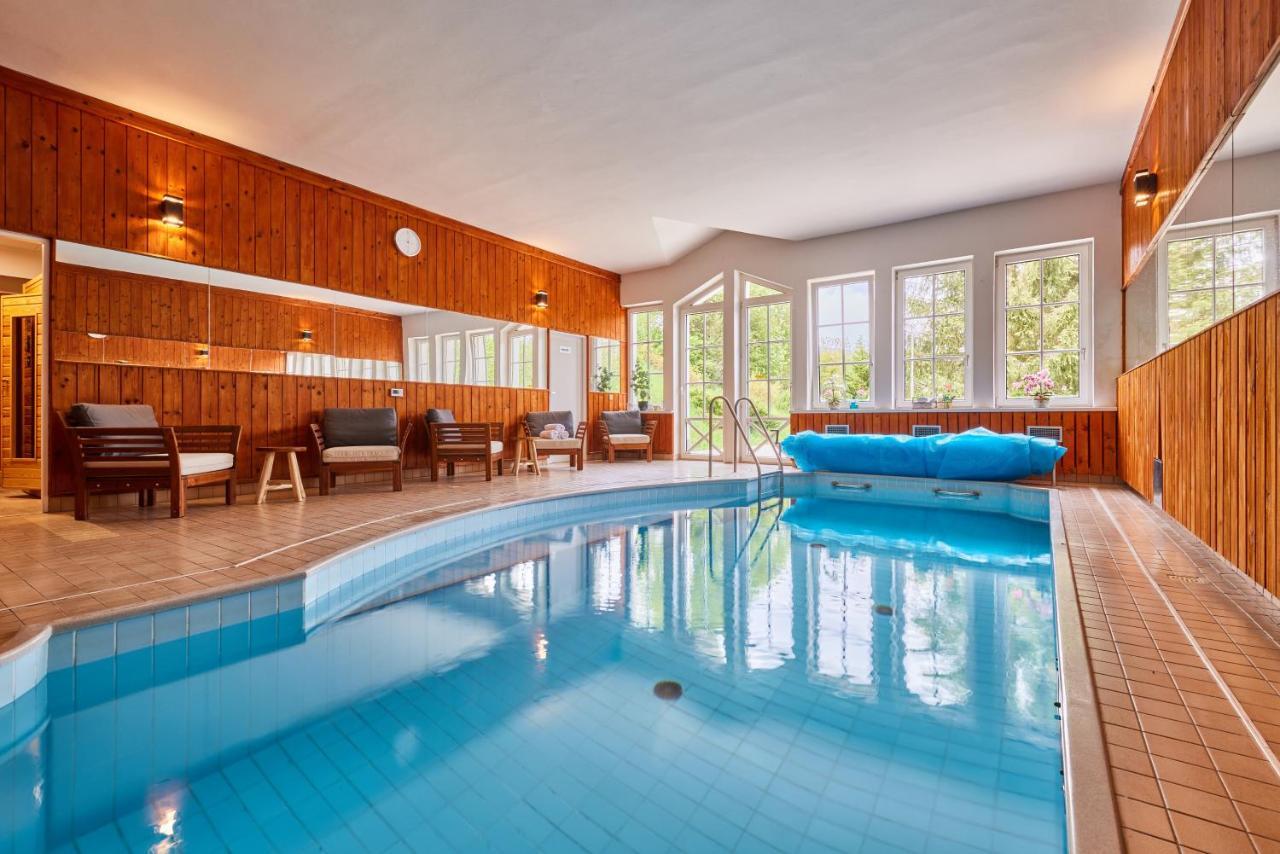 Hotel Auri Rudník Екстериор снимка