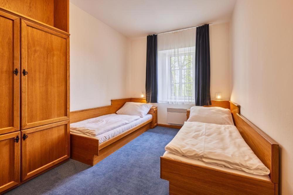Hotel Auri Rudník Екстериор снимка